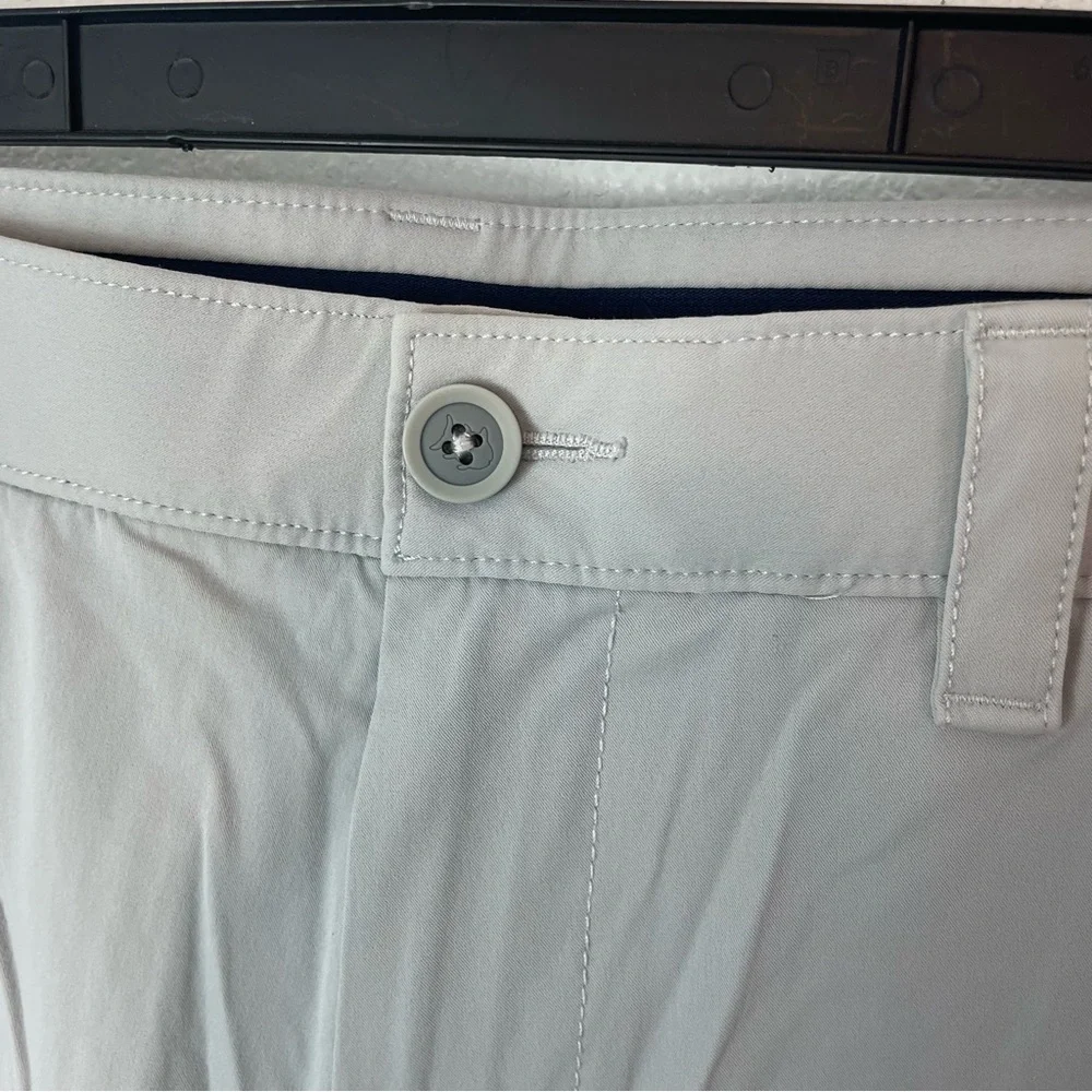 Southern Tide Mens Performance Shorts Size 30 Light Gray